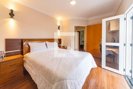 Casa à venda com 4 quartos, 400m² em Vila Santa Teresa, Santo André