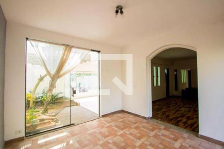 Casa à venda com 3 quartos, 176m² em Vila Alzira, Santo André