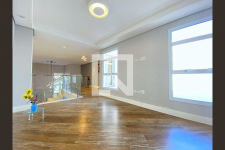 Casa à venda com 3 quartos, 309m² em Vila Eldizia, Santo André