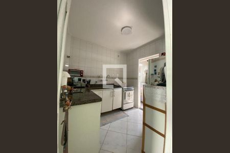 Casa à venda com 3 quartos, 101m² em Vila Metalúrgica, Santo André