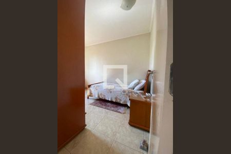 Casa à venda com 3 quartos, 101m² em Vila Metalúrgica, Santo André