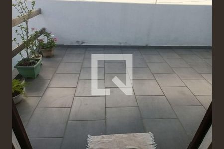 Casa à venda com 3 quartos, 181m² em Jardim Stella, Santo André