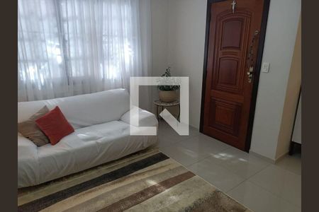 Casa à venda com 3 quartos, 181m² em Jardim Stella, Santo André