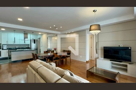 Sala de TV de apartamento para alugar com 2 quartos, 112m² em Jardim Paulista, São Paulo