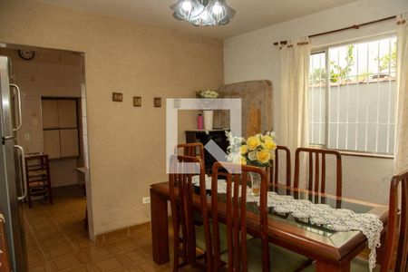 Foto 07 de casa à venda com 3 quartos, 150m² em Jardim Aeroporto, São Paulo