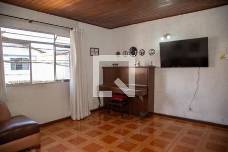 Foto 06 de casa à venda com 3 quartos, 150m² em Jardim Aeroporto, São Paulo