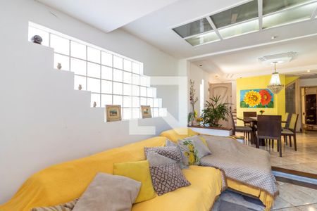 Sala de Estar de casa à venda com 3 quartos, 300m² em Parada Inglesa, São Paulo