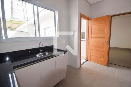 Cozinha de casa de condomínio para alugar com 2 quartos, 61m² em Vila Gomes Cardim, São Paulo