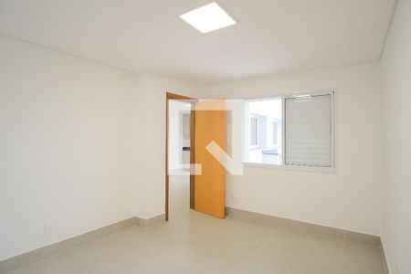 Quarto 1 de casa de condomínio para alugar com 2 quartos, 59m² em Vila Gomes Cardim, São Paulo