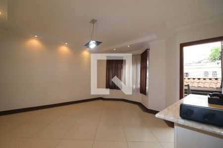 Sala de casa à venda com 4 quartos, 152m² em Parque das Nações, Santo André