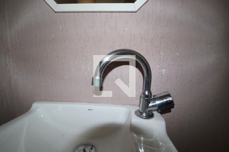 Lavabo 2 de casa à venda com 4 quartos, 152m² em Parque das Nações, Santo André