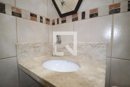 Lavabo 1 de casa à venda com 4 quartos, 152m² em Parque das Nações, Santo André