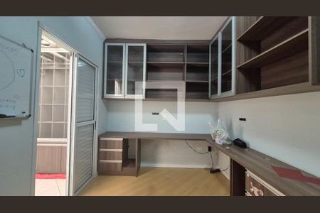 Quarto de apartamento à venda com 3 quartos, 93m² em Campestre, Santo André