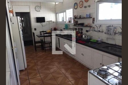 Casa à venda com 4 quartos, 700m² em Morumbi, São Paulo