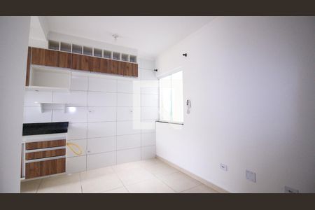 Sala/Cozinha de apartamento para alugar com 2 quartos, 43m² em Jardim Santa Adelia, São Paulo