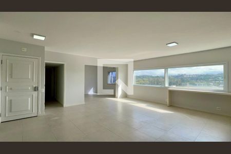 Sala de TV de apartamento à venda com 4 quartos, 198m² em Jardim Europa, São Paulo