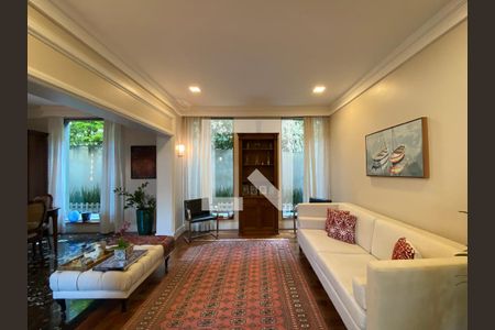 Sala de Estar de casa à venda com 6 quartos, 486m² em Pacaembu, São Paulo