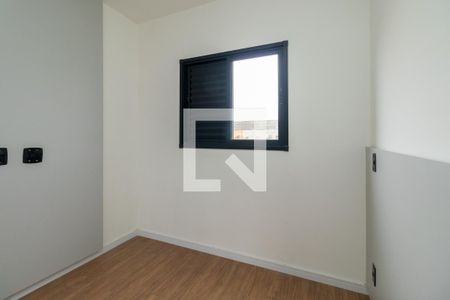 Quarto 1 de apartamento para alugar com 2 quartos, 45m² em Vila Fernandes, São Paulo