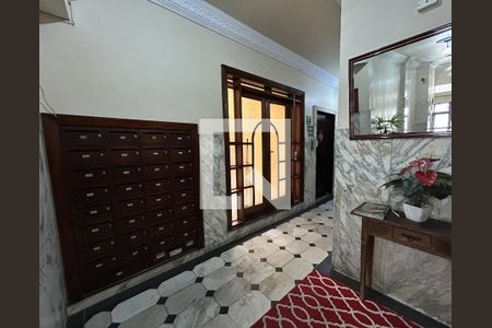 Hall de entrada de apartamento à venda com 1 quarto, 48m² em Méier, Rio de Janeiro
