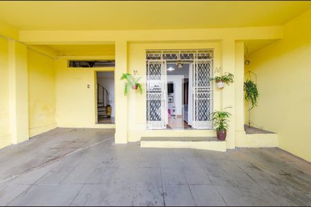 Casa 2 e 3 - Garagem de casa à venda com 8 quartos, 600m² em Gameleira, Belo Horizonte