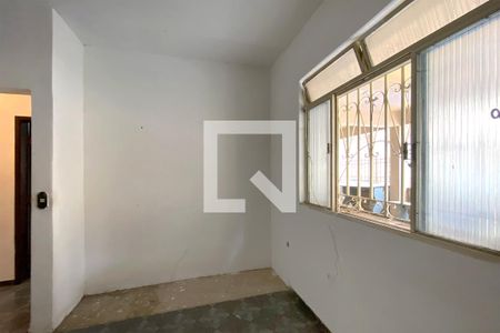 Sala de casa para alugar com 4 quartos, 382m² em São João Batista, Belo Horizonte