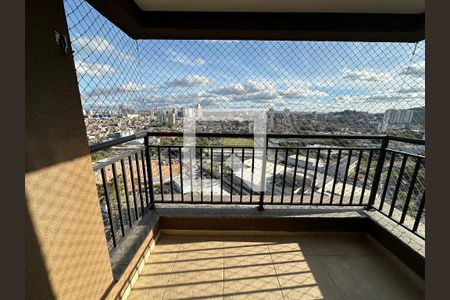 Varanda de apartamento para alugar com 3 quartos, 71m² em Jardim Tupanci, Barueri