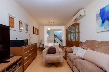 Sala 1 de casa à venda com 3 quartos, 150m² em Vila Cordeiro, São Paulo