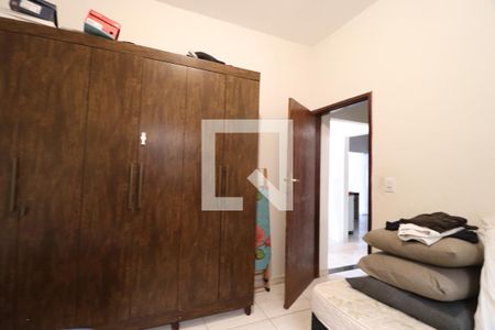 Quarto 1 de casa para alugar com 2 quartos, 100m² em Aclimação, Uberlândia