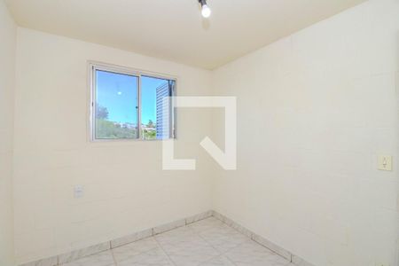 Quarto 1 de apartamento para alugar com 2 quartos, 43m² em Rubem Berta, Porto Alegre