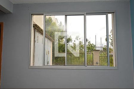 Janela da Sala de apartamento para alugar com 2 quartos, 69m² em Jardim Dona Leopoldina, Porto Alegre