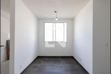 Sala/Cozinha de apartamento para alugar com 2 quartos, 58m² em Loteamento City Jaragua, São Paulo