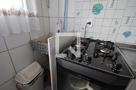 Cozinha e Área de Serviço de apartamento para alugar com 2 quartos, 48m² em Parque Erasmo Assunção, Santo André