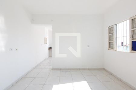 Quarto de casa para alugar com 1 quarto, 60m² em Vila Curuçá Velha, São Paulo