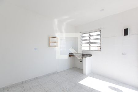 Sala/Cozinha de casa para alugar com 1 quarto, 60m² em Vila Curuçá Velha, São Paulo