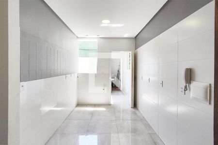 Cozinha de apartamento à venda com 2 quartos, 60m² em Centro, São Leopoldo