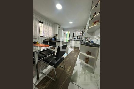 Casa à venda com 3 quartos, 150m² em Vila Trabalhista, Guarulhos