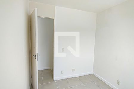 Quarto 1 de apartamento para alugar com 2 quartos, 48m² em Jacarepaguá, Rio de Janeiro