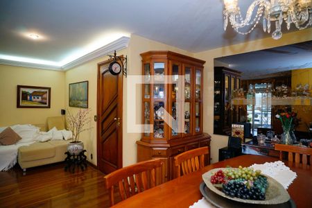 Sala de apartamento à venda com 3 quartos, 130m² em Icaraí, Niterói