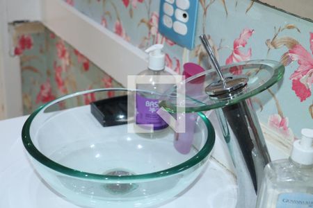 Lavabo de casa de condomínio para alugar com 3 quartos, 110m² em Jardim Passargada I, Cotia