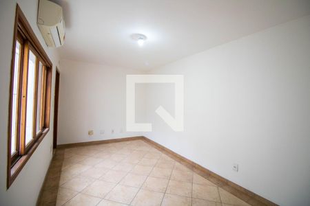 Sala de TV de casa à venda com 4 quartos, 200m² em Campo Belo, São Paulo