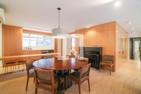 Sala de apartamento à venda com 3 quartos, 240m² em Jardim Europa, São Paulo