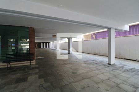 Garagem de apartamento para alugar com 2 quartos, 70m² em Jardim Sao Miguel, Guarujá