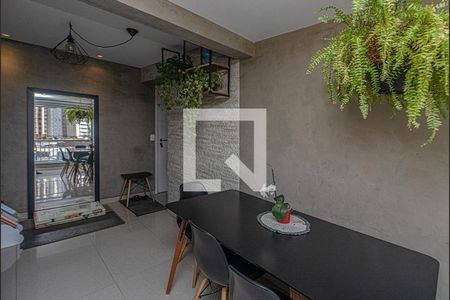 Sala de apartamento à venda com 2 quartos, 60m² em Vila Gumercindo, São Paulo