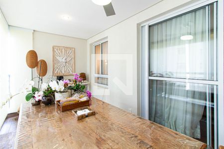 Varanda Gourmet de apartamento à venda com 3 quartos, 132m² em Água Branca, São Paulo