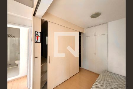 Suíte 1 de apartamento à venda com 2 quartos, 70m² em Ipanema, Rio de Janeiro