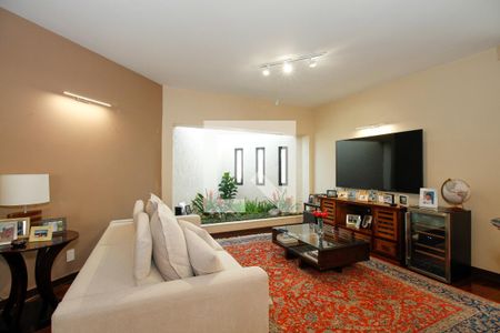 Sala de Estar 1 de casa à venda com 4 quartos, 272m² em Vila Madalena, São Paulo