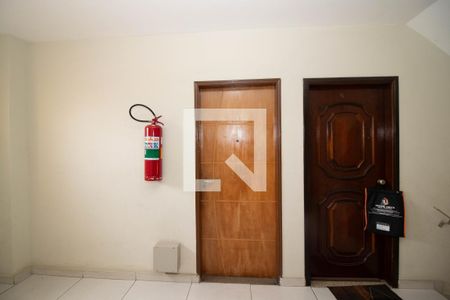 Hall de entrada de apartamento à venda com 2 quartos, 55m² em Jardim Bom Clima, Guarulhos