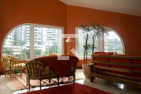 Casa à venda com 4 quartos, 600m² em Fazenda Morumbi, São Paulo