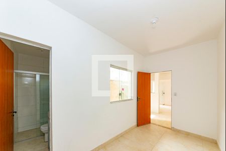 Suíte de casa para alugar com 1 quarto, 80m² em Buritis, Belo Horizonte