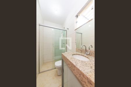 Banheiro da Suíte de casa para alugar com 1 quarto, 80m² em Buritis, Belo Horizonte